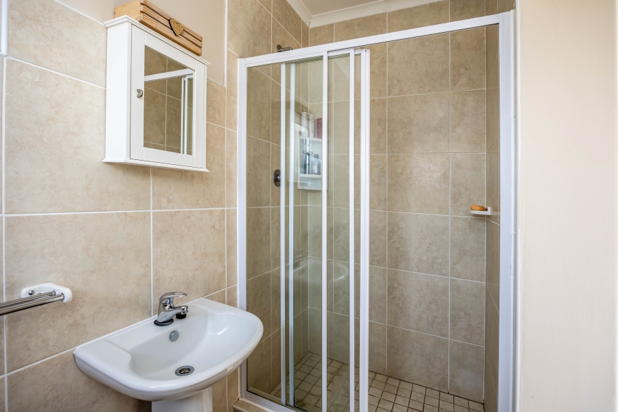 4 Bedroom Property for Sale in Kidds Beach Eastern Cape